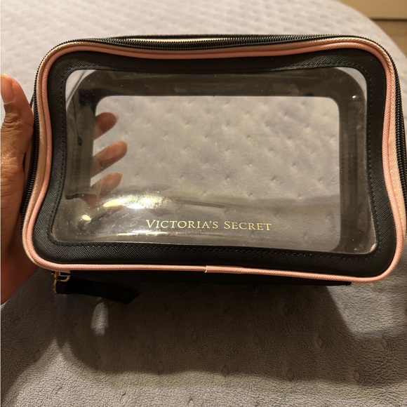 Victoria's Secret Handbags - Victoria's Secret Black and Pink Cosmetic Bag NWOT